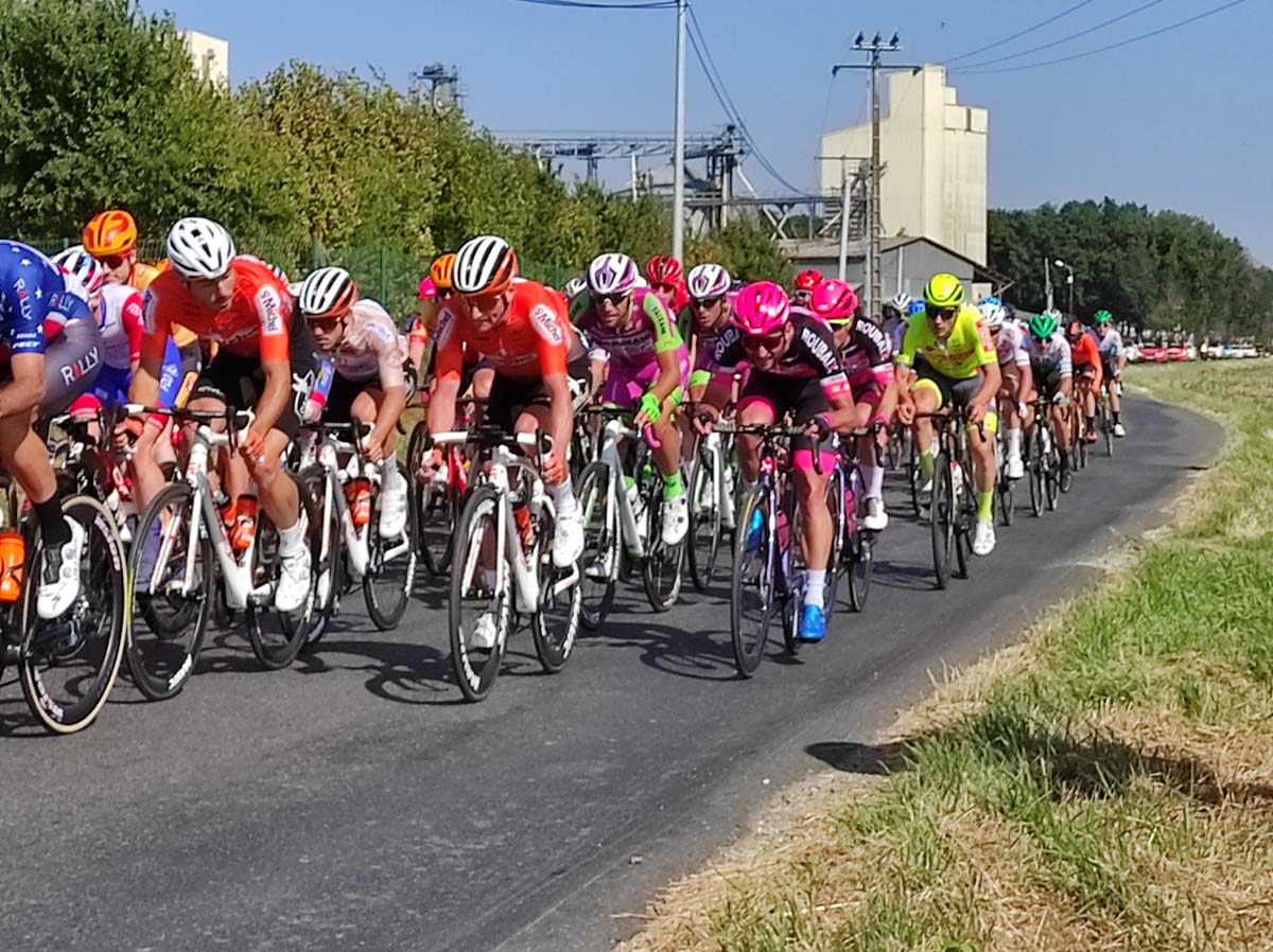 Lire la suite à propos de l’article Le Tour Poitou-Charentes à Messemé